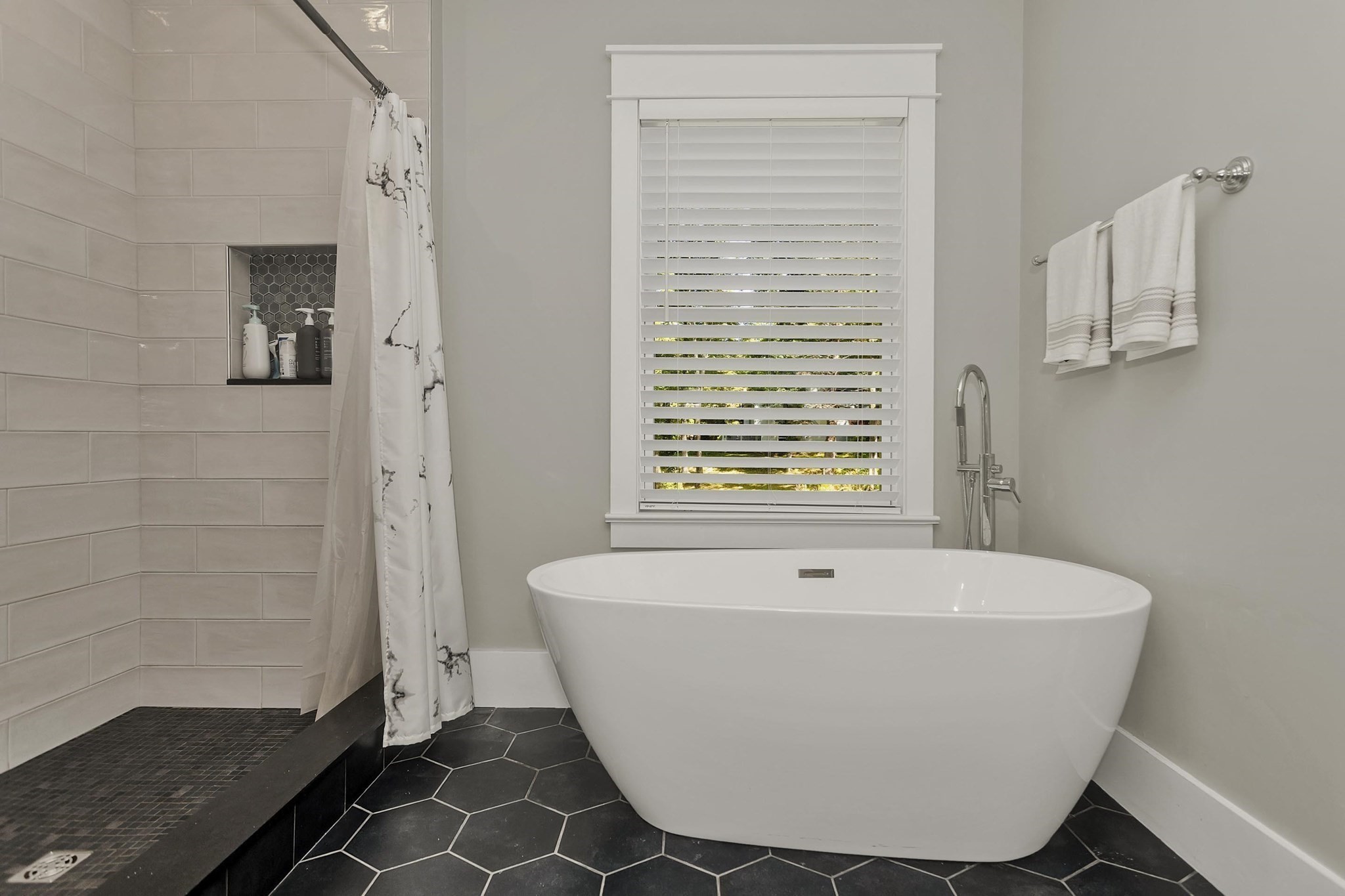 1201 General Knox Road Russell, MA 01071 - Photo 20 of 41 Gallery Image 20