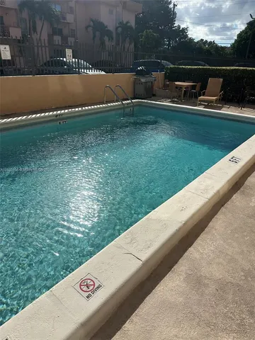 $1,800 | 5280 Northwest 7th Street, Unit 306, Miami, FL 33126