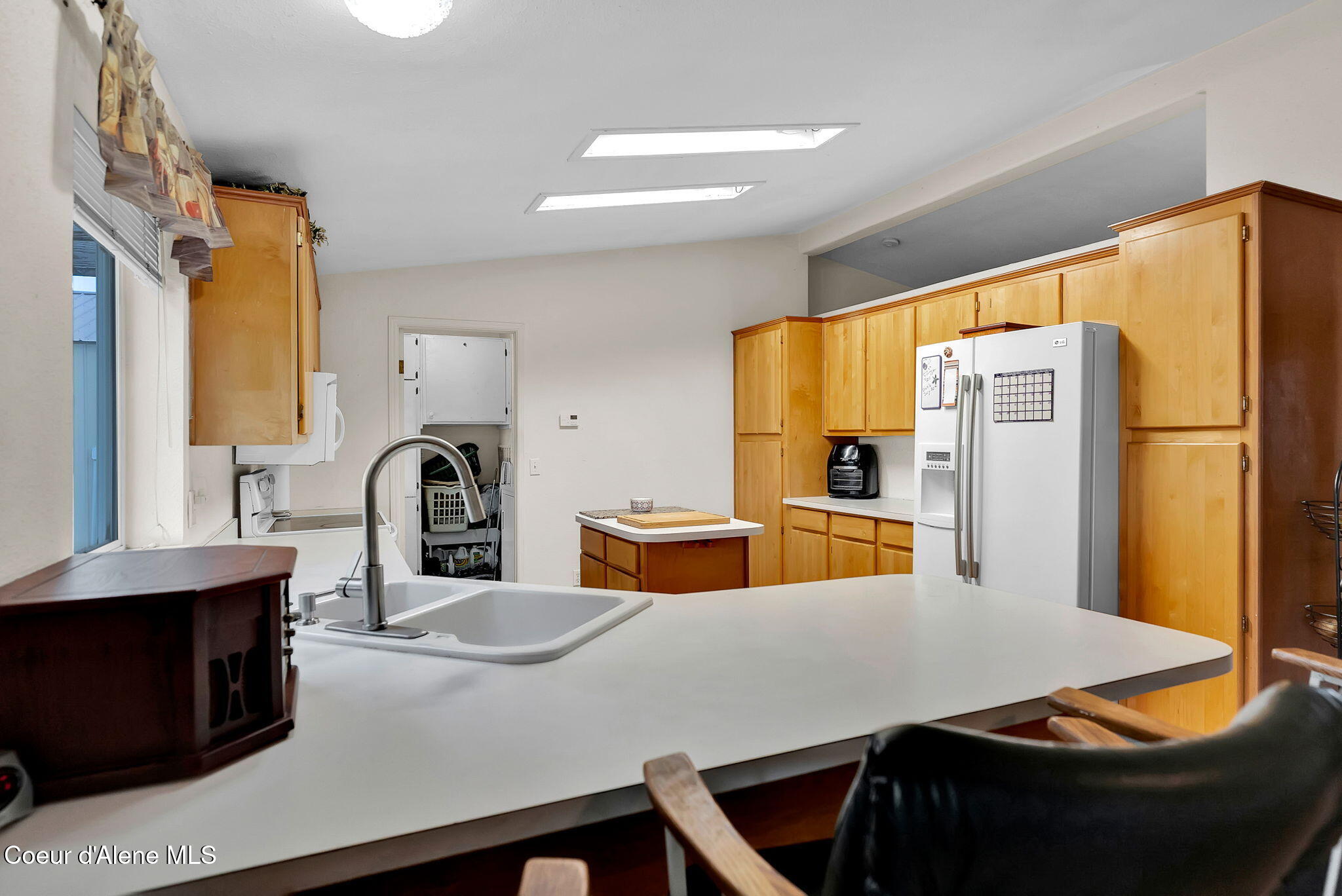 29399 North Clagstone Road Athol, ID 83801 - Photo 20 of 58 24-web-or-mls-SkyLight - Clagstone Int (