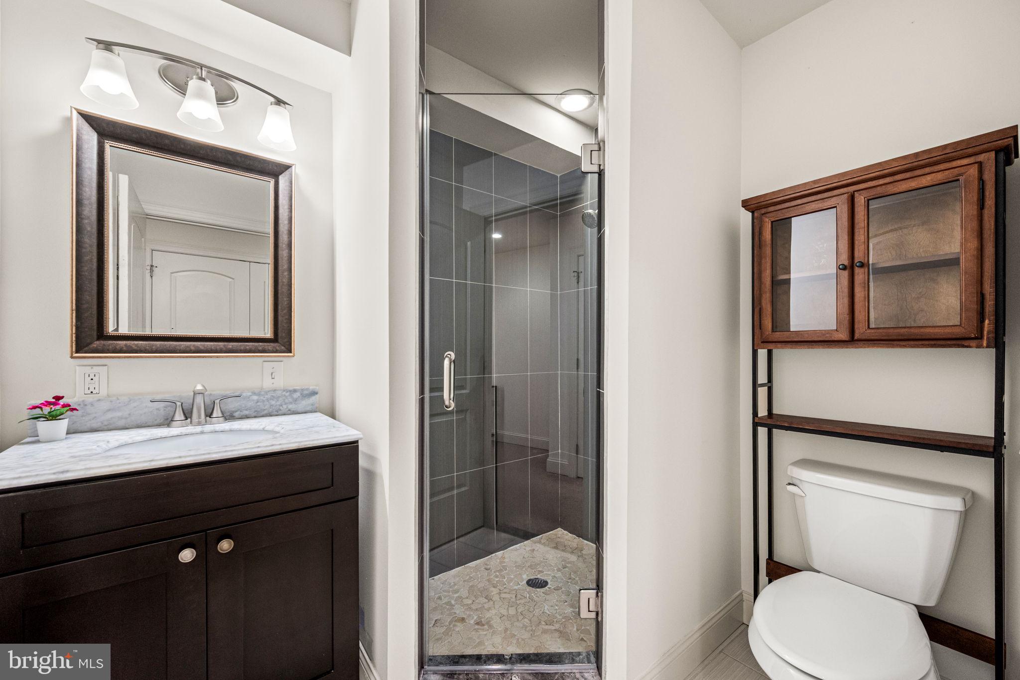 823 North 15th Street, Unit 1 Philadelphia, PA 19130 - Photo 17 of 23