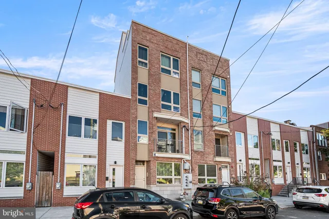 $300,000 | 823 North 15th Street, Unit 1, Philadelphia, PA 19130