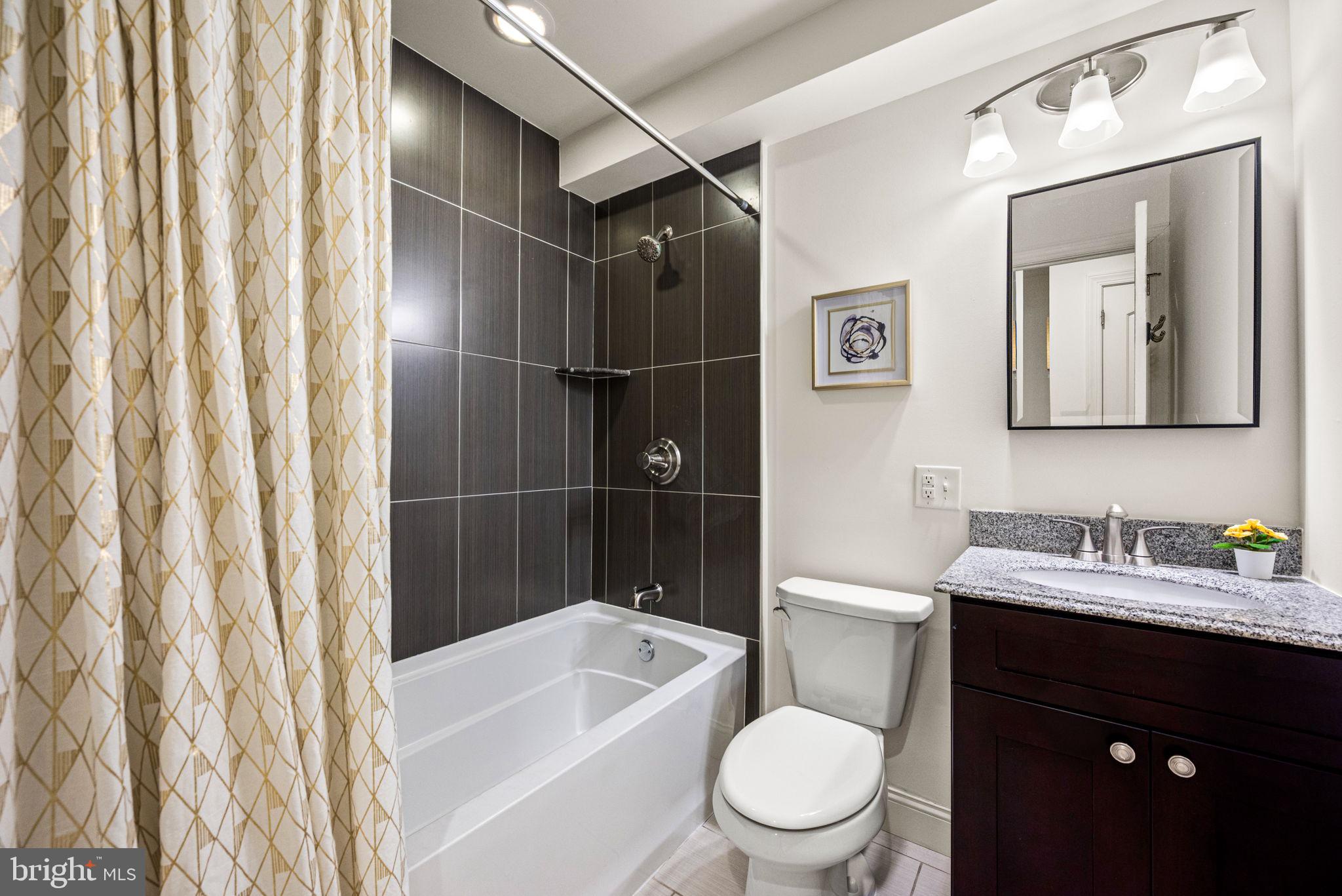 823 North 15th Street, Unit 1 Philadelphia, PA 19130 - Photo 21 of 23