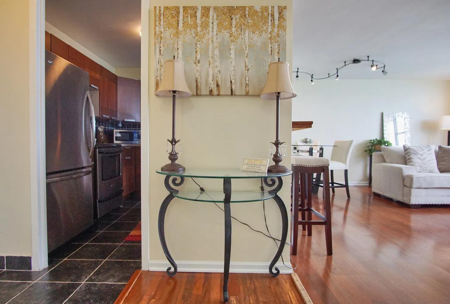 6301 North Sheridan Road, Unit 23N Chicago, IL 60660 - Photo 4 of 21