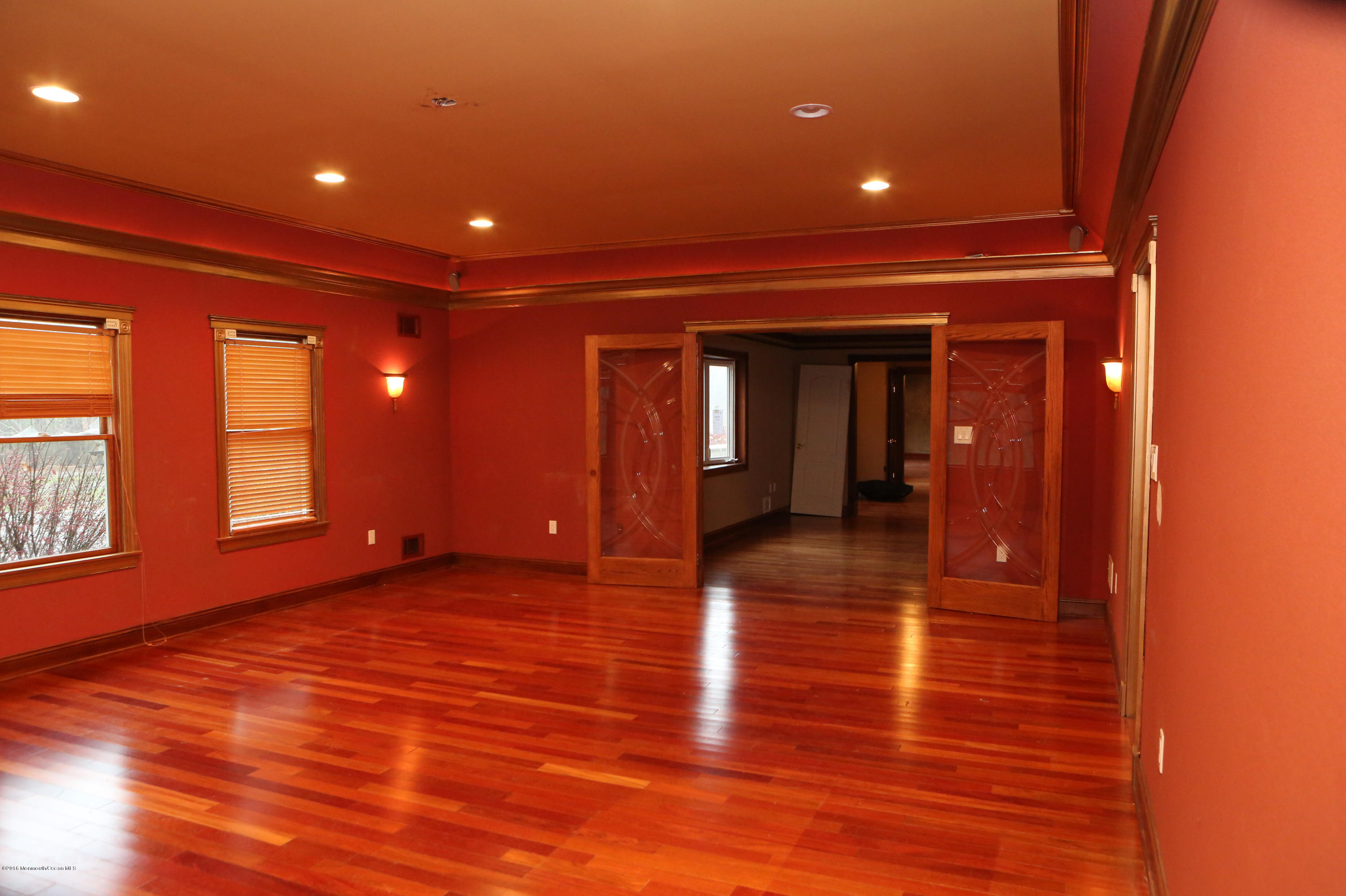 35 Harbor Road Morganville, NJ 07751 - Photo 4 of 26 014