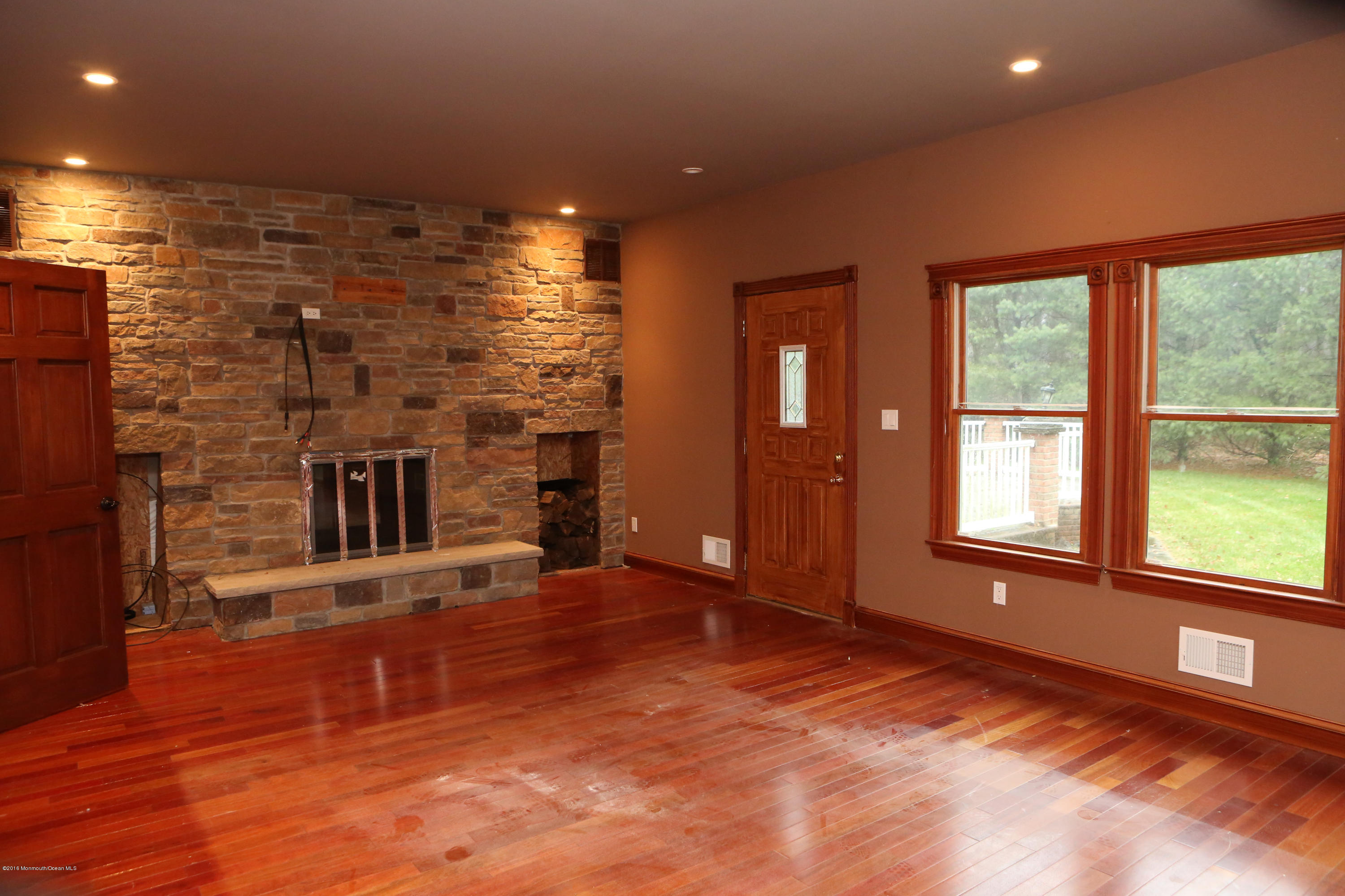 35 Harbor Road Morganville, NJ 07751 - Photo 5 of 26 020