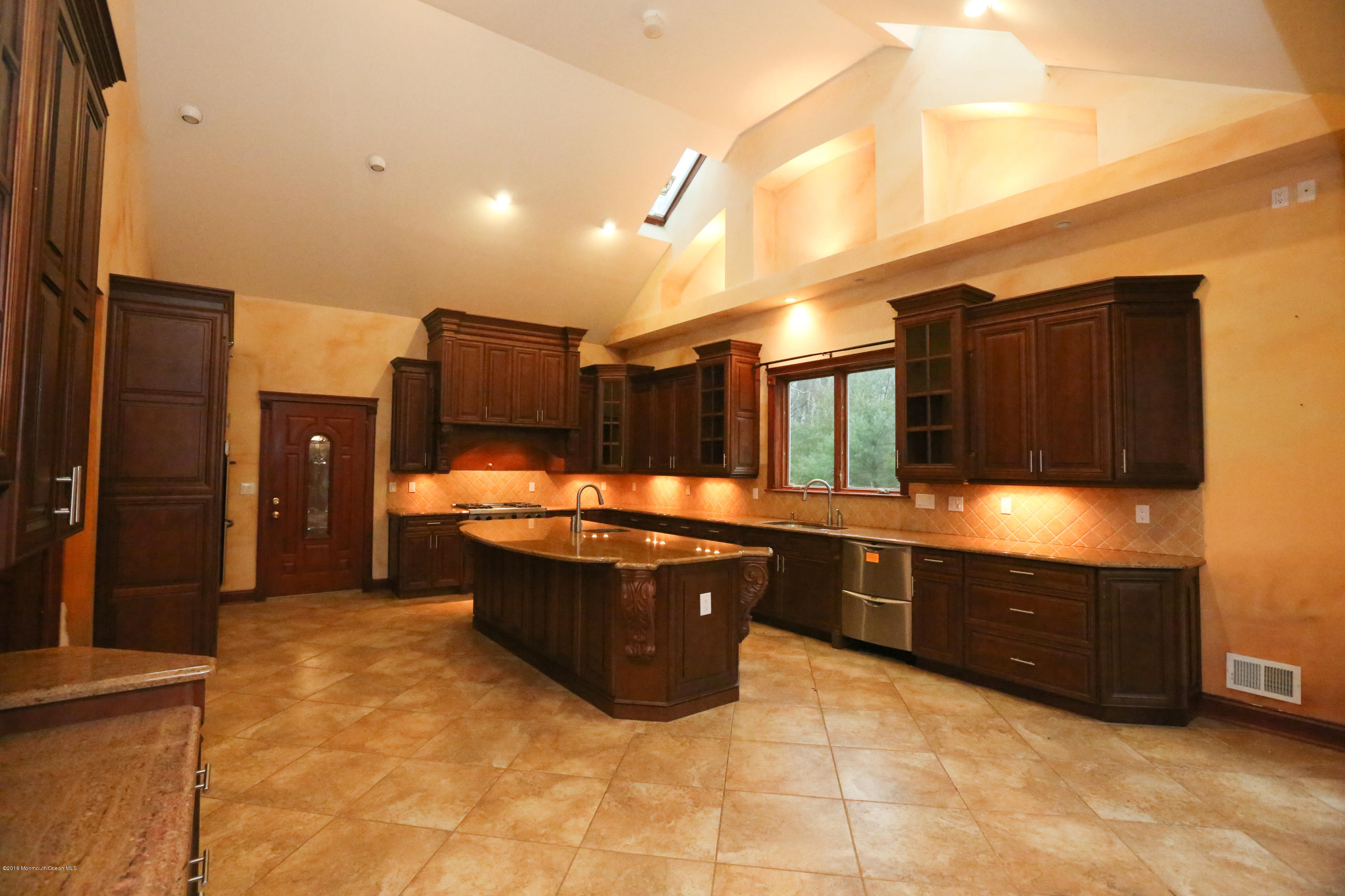 35 Harbor Road Morganville, NJ 07751 - Photo 9 of 26 030
