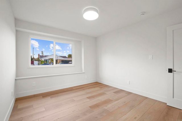 $1,695,000 | 3130 Kerry Lane, Costa Mesa, CA 92626