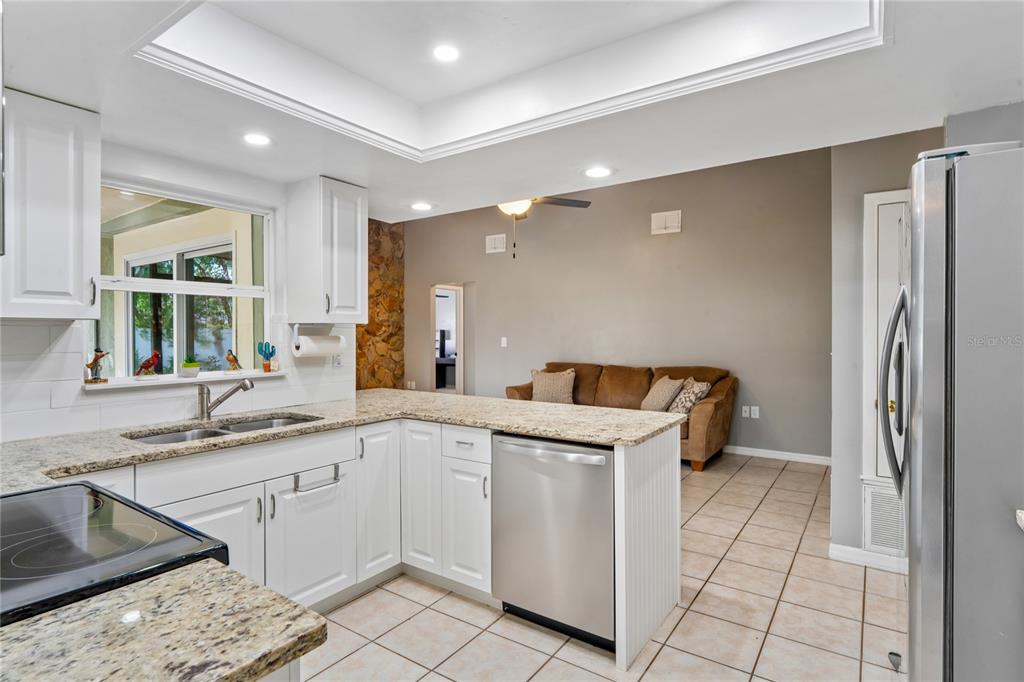 10100 Vancouver Road Spring Hill, FL 34608 - Photo 2 of 66