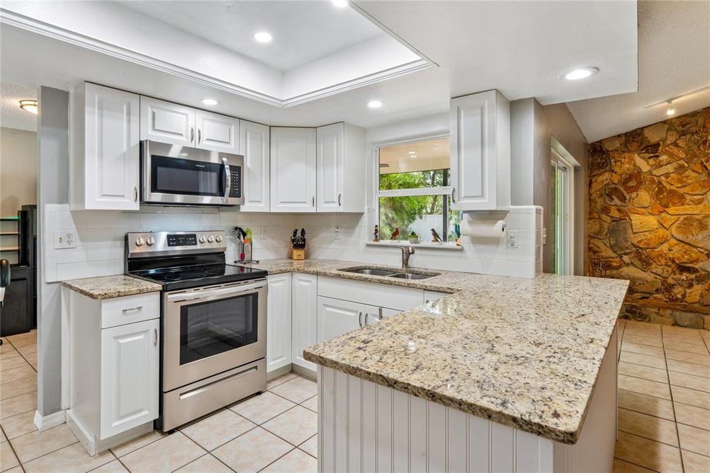 10100 Vancouver Road Spring Hill, FL 34608 - Photo 10 of 66