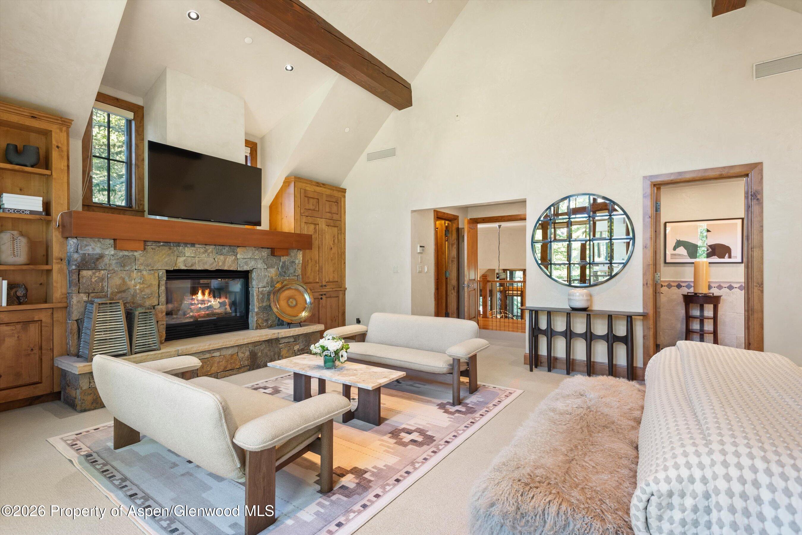 64 Prospector Road, Unit 7 Aspen, CO 81611 - Photo 20 of 49 19-64ProspectorRd_06192026_019