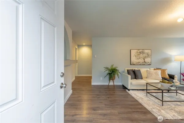 $335,000 | 4404 Terrace Drive, Unit 10, Everett, WA 98203