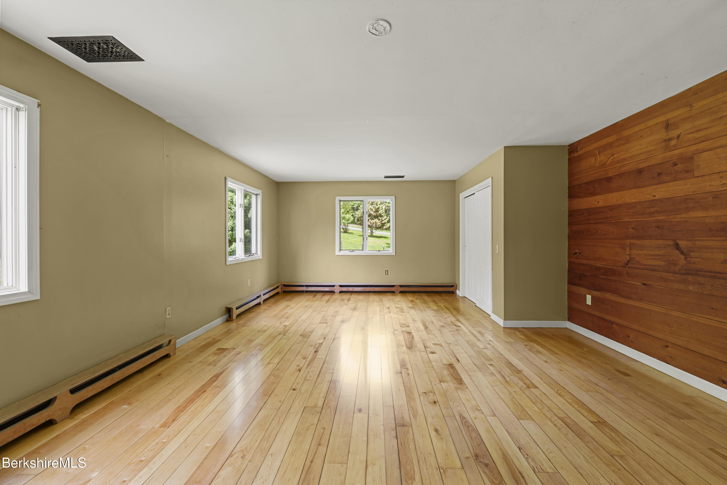 1130 Main Dalton Road Windsor, MA 01270 - Photo 31 of 56 Family Room
