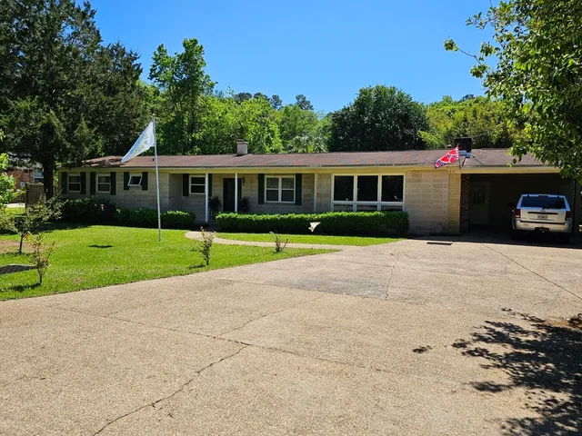 $325,000 | 819 Abbiegail Drive, Tallahassee, FL 32303