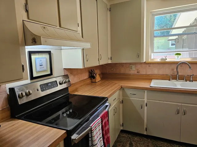 $325,000 | 819 Abbiegail Drive, Tallahassee, FL 32303