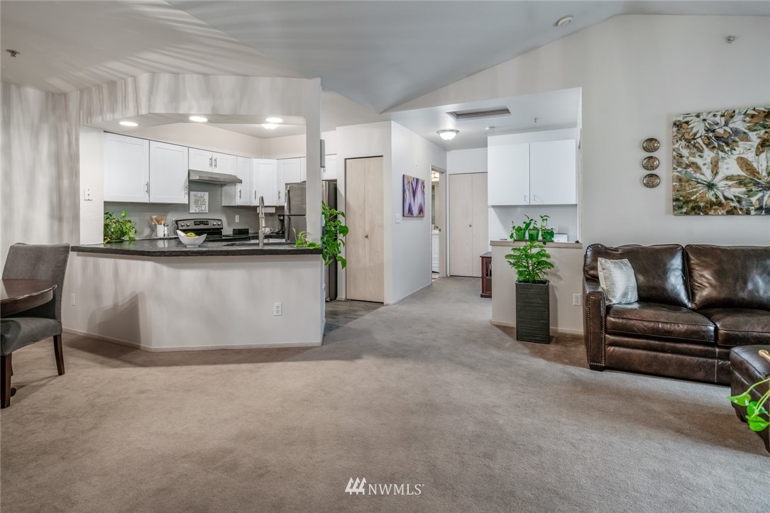 15300 112th Avenue Northeast, Unit B308 Bothell, WA 98011 - Photo 2 of 15