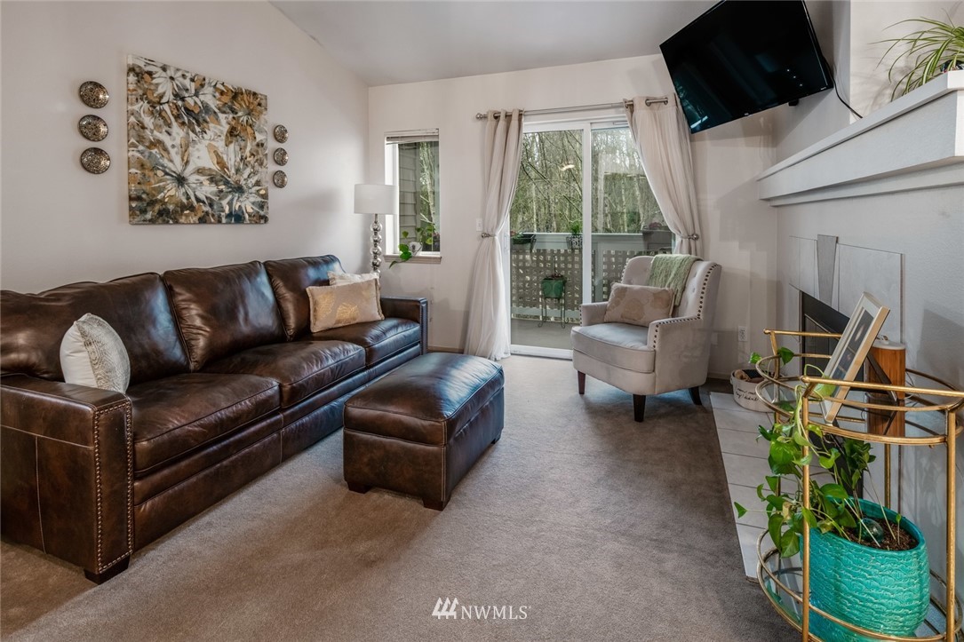 15300 112th Avenue Northeast, Unit B308 Bothell, WA 98011 - Photo 5 of 15