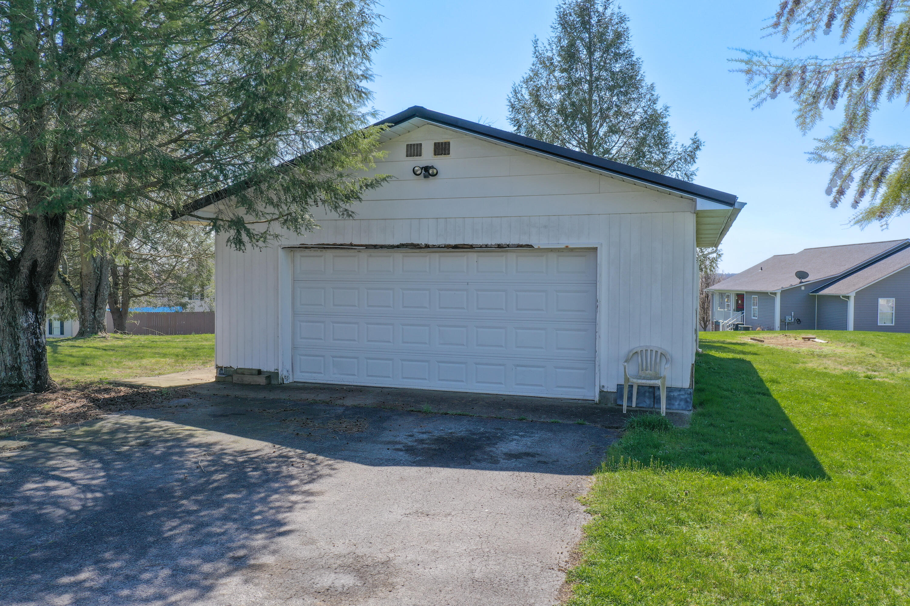 1457 Wyan Road London, KY 40744 - Photo 12 of 44 org_1bb1c33fe3e052f8_1710353826000-HDR