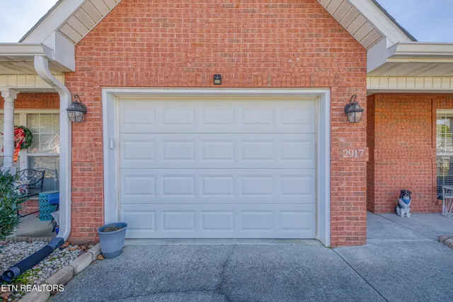 $335,000 | 2917 Dominion Drive, Maryville, TN 37803