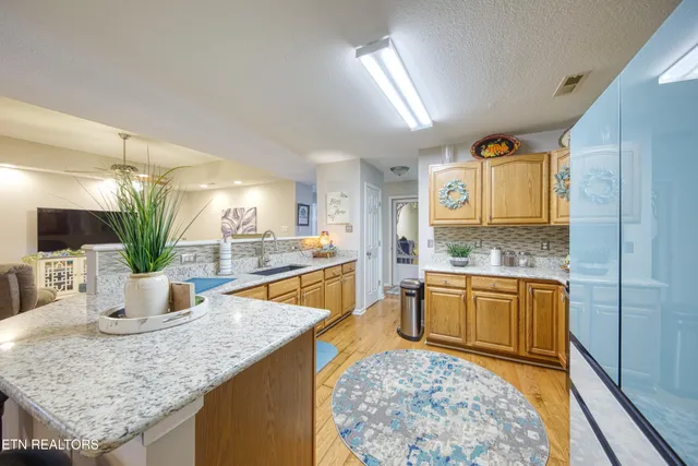 $335,000 | 2917 Dominion Drive, Maryville, TN 37803