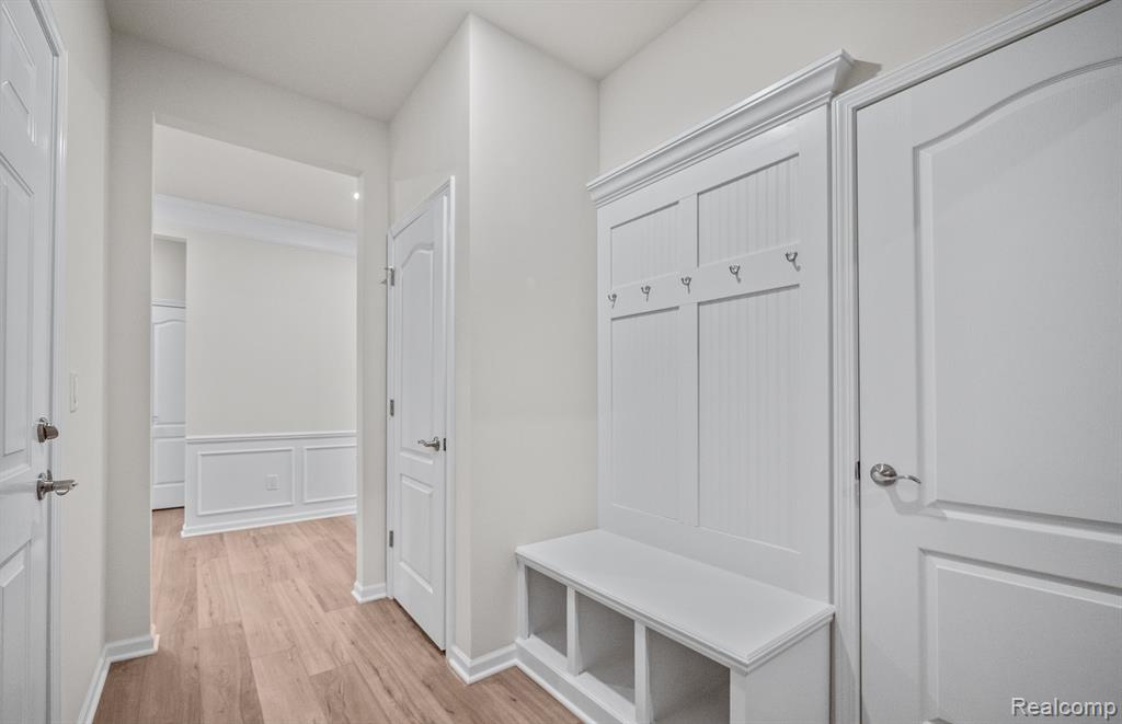 50143 Ogden Road Canton, MI 48188 - Photo 11 of 21 Gallery Image 11