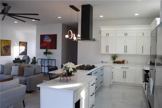 $889,900 | 888 Central Avenue, Pawtucket, RI 02861