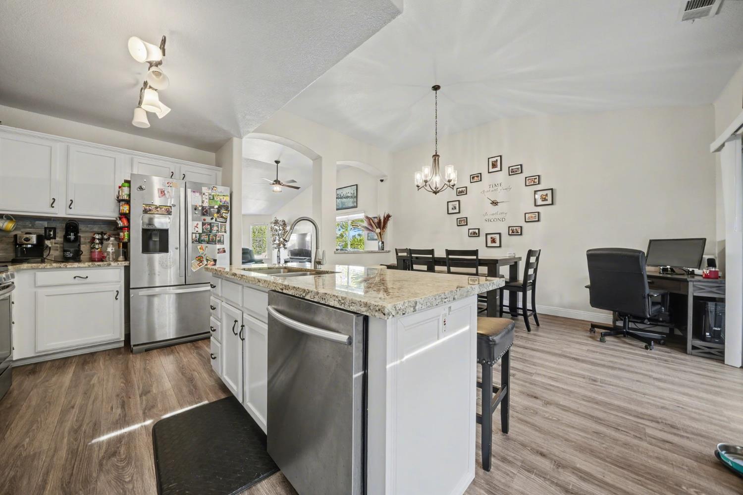 155 Hillside Place Jackson, CA 95642 - Photo 17 of 65