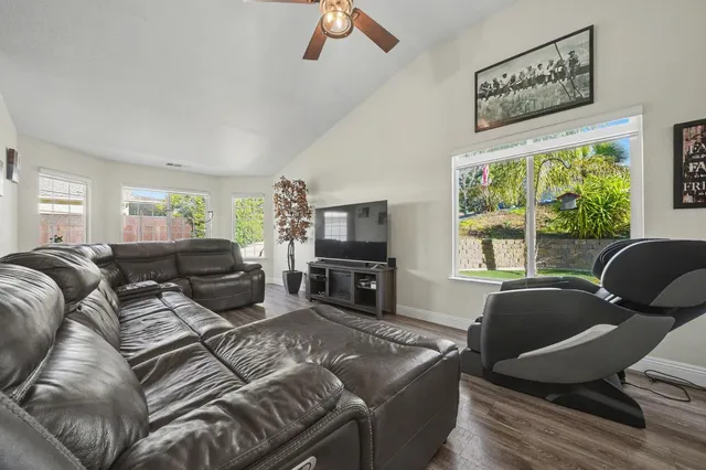 $550,000 | 155 Hillside Place, Jackson, CA 95642