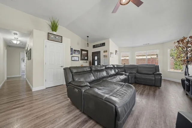 $550,000 | 155 Hillside Place, Jackson, CA 95642