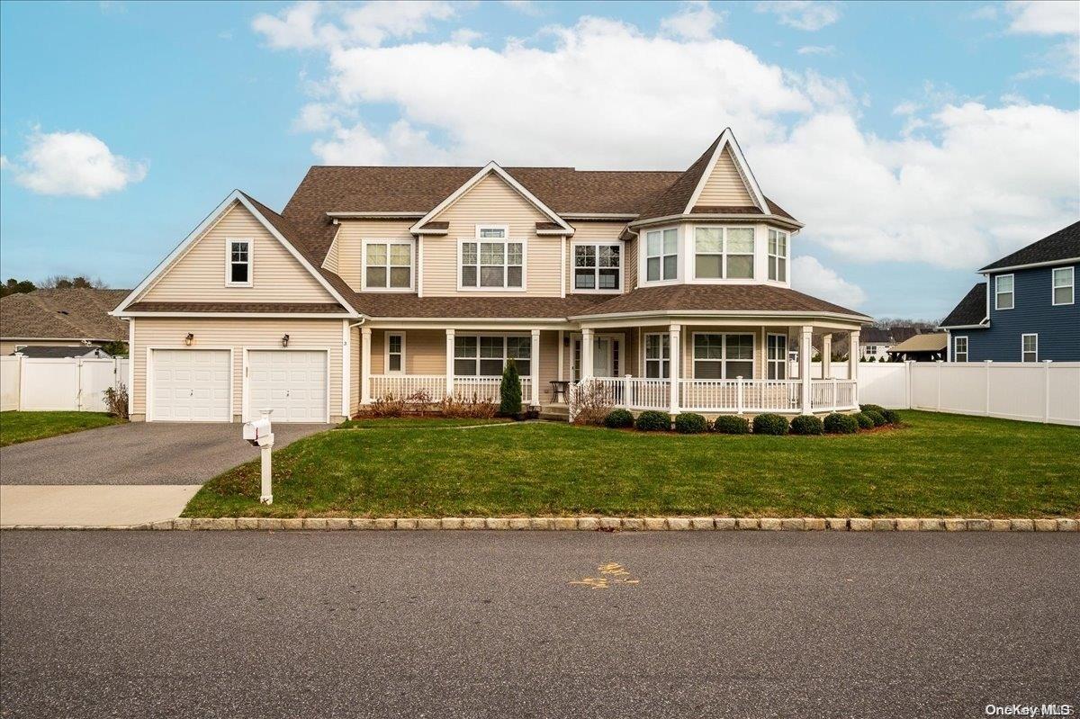 3 Jasmine Drive Ridge, NY 11961 - Photo 1 of 1 a front view of a house with a yard