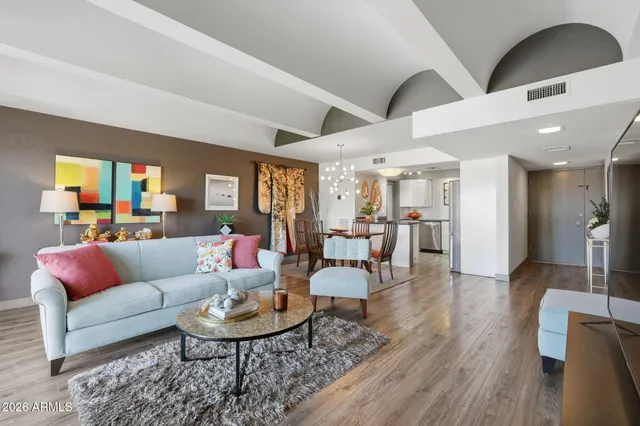 $499,900 | 6502 North Central Avenue, Unit C301, Phoenix, AZ 85012