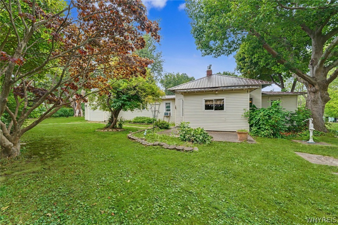 10604 Lake Shore Road Brant, NY 14081 - Photo 2 of 41 Gallery Image 2