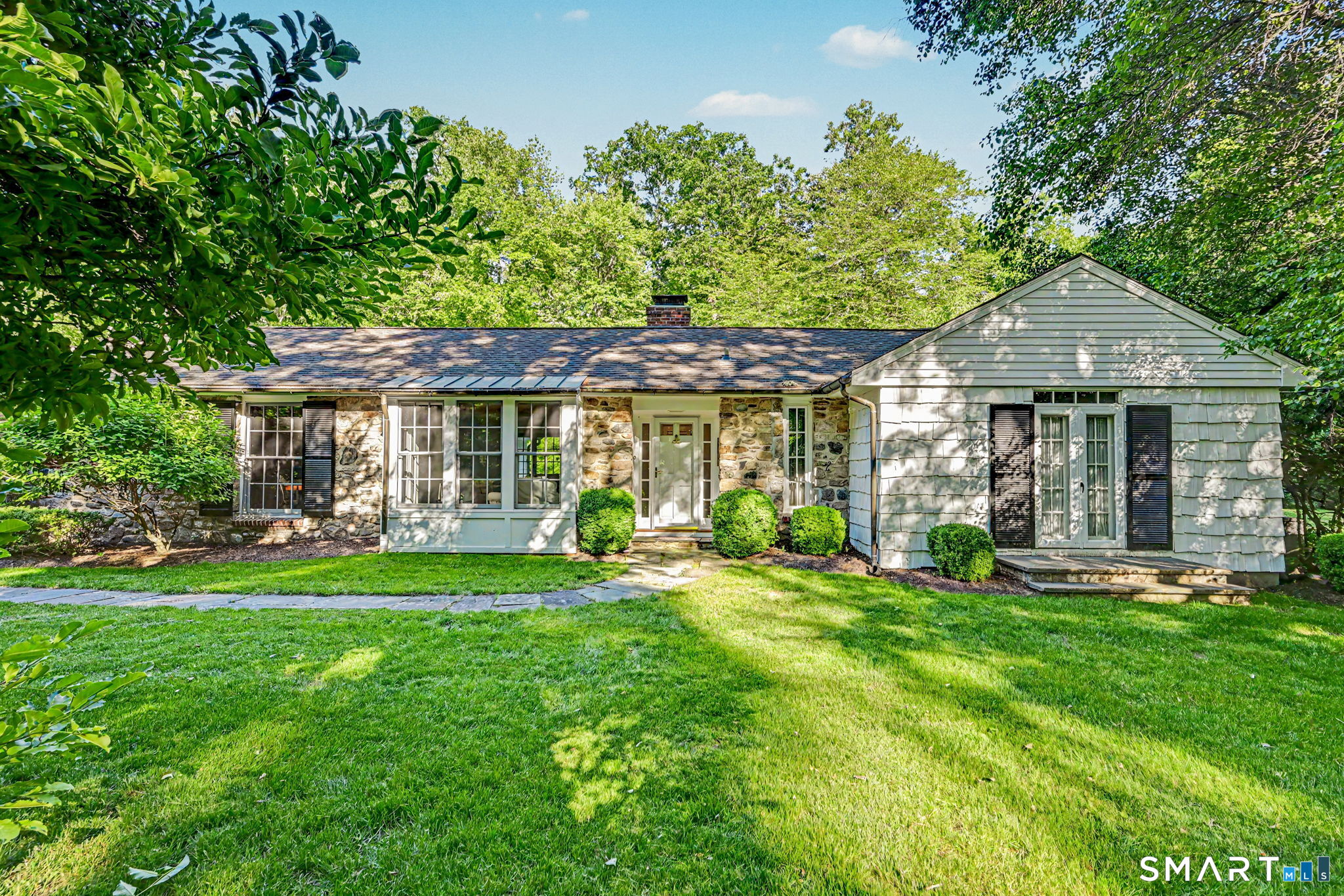 75 Norfield Road Weston, CT 06883 - Photo 33 of 36