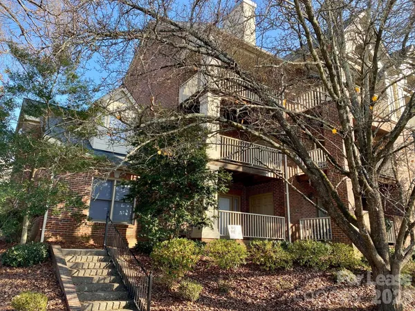 $3,500 | 225 South Chase Street, Charlotte, NC 28207