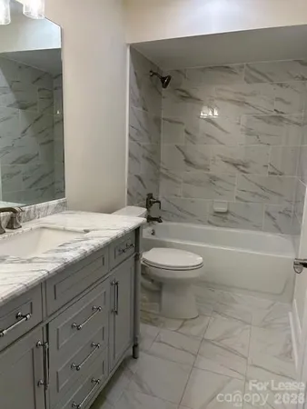 $3,500 | 225 South Chase Street, Charlotte, NC 28207