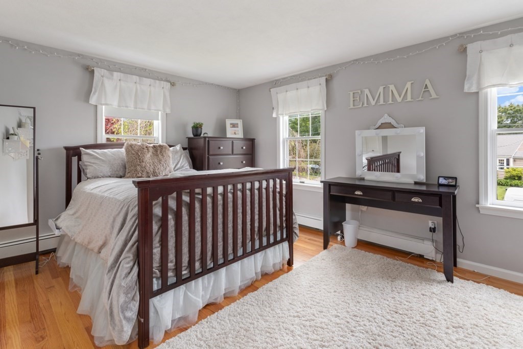 123 Locksley Road Lynnfield, MA 01940 - Photo 24 of 42 Gallery Image 24