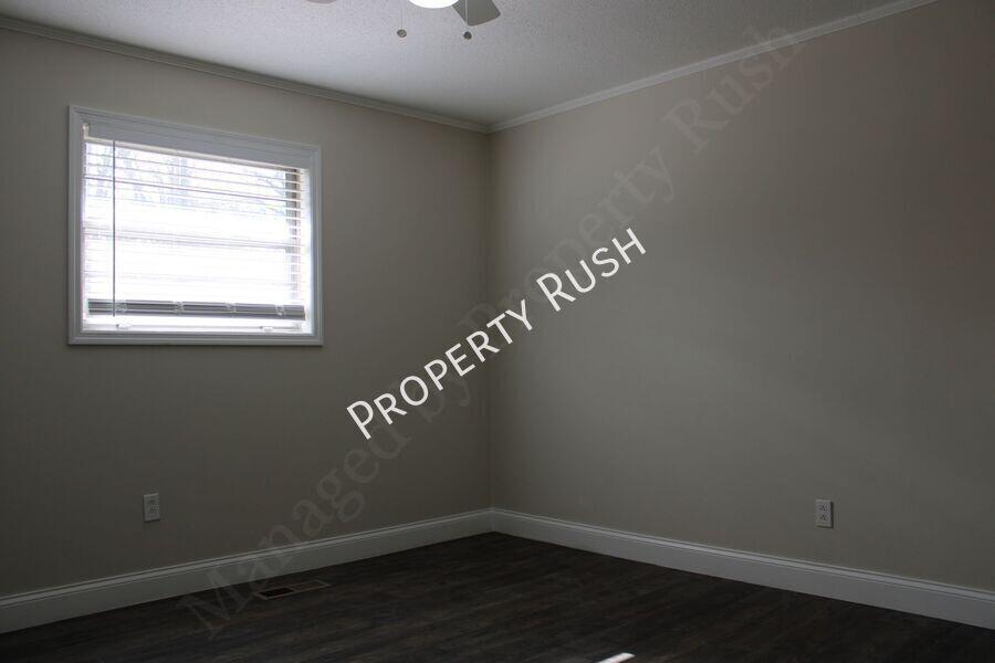 209 Signal View Street Chattanooga, TN 37415 - Photo 18 of 21 50110101_large