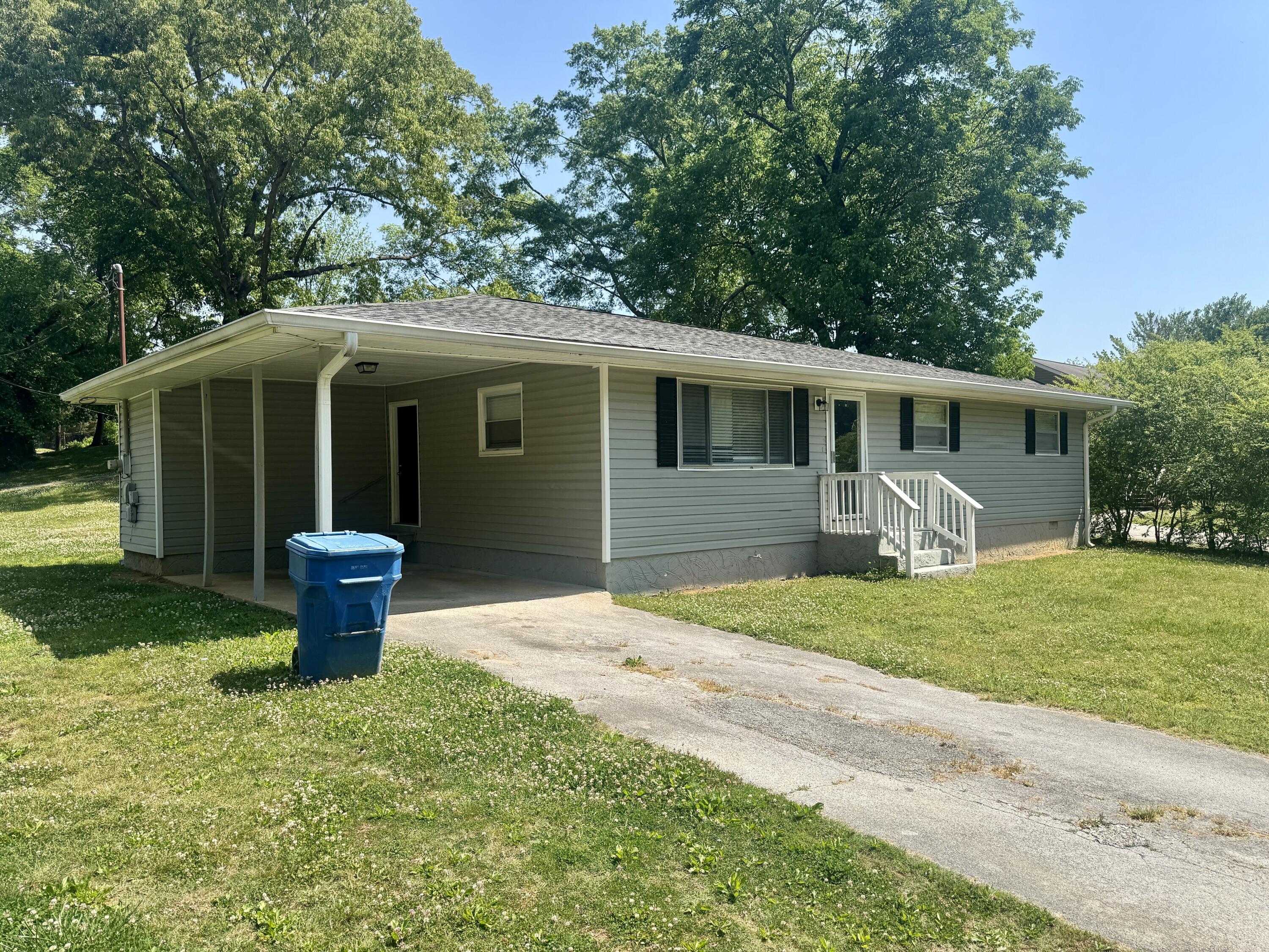 209 Signal View Street Chattanooga, TN 37415 - Photo 2 of 28 IMG_6037