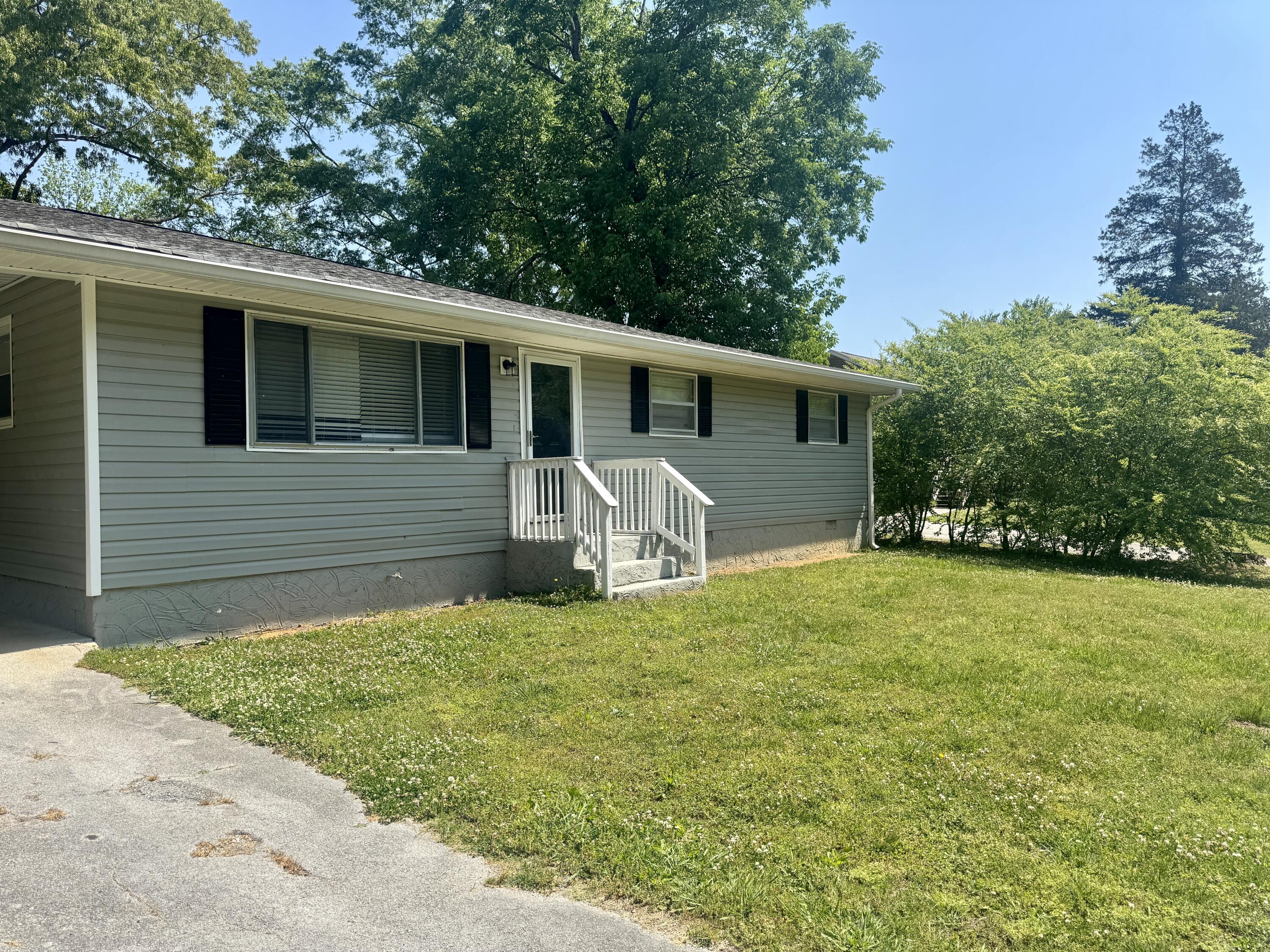 209 Signal View Street Chattanooga, TN 37415 - Photo 3 of 28 IMG_6038