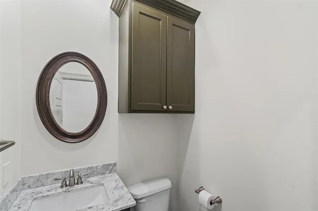 $3,600 | 3818 West 7th Street, Fort Worth, TX 76107