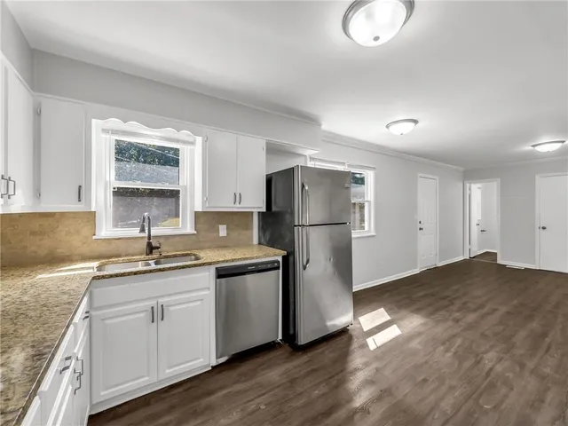 $240,000 | 2000 Southwest Smith Street, Blue Springs, MO 64015