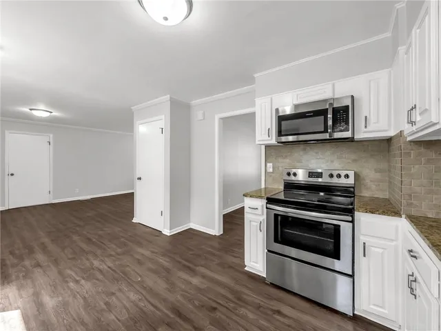 $240,000 | 2000 Southwest Smith Street, Blue Springs, MO 64015