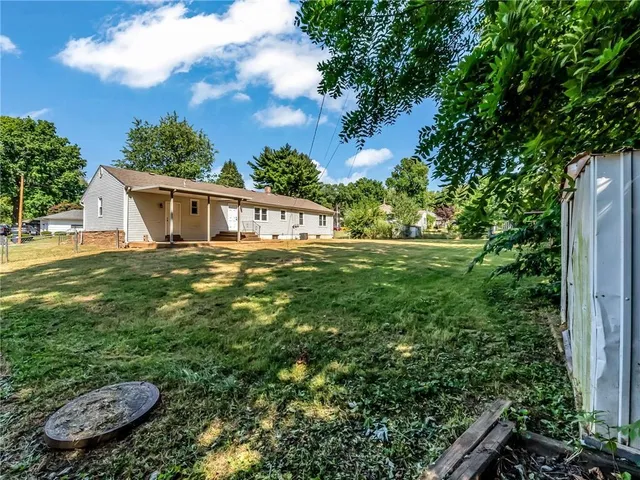 $240,000 | 2000 Southwest Smith Street, Blue Springs, MO 64015