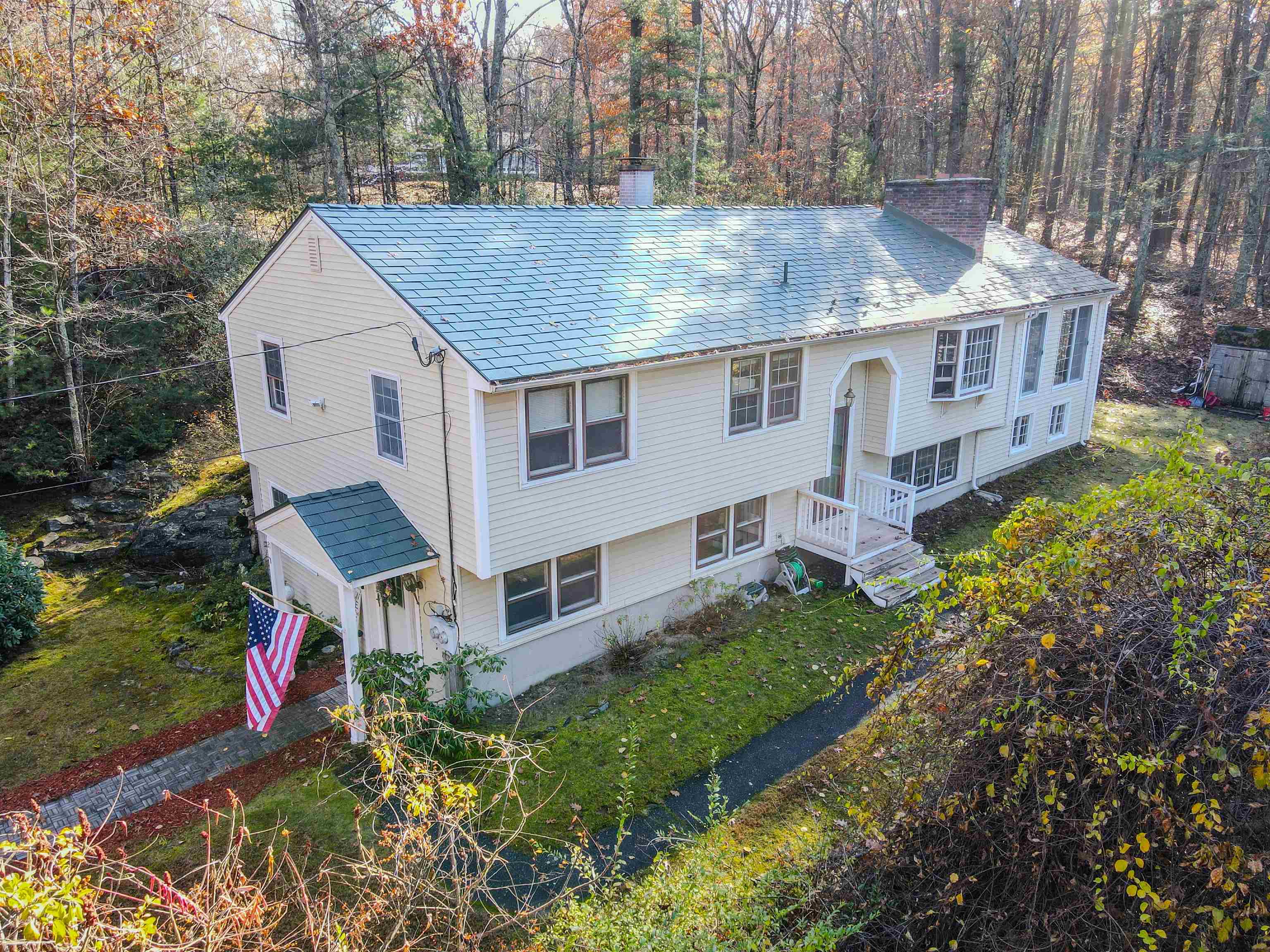 21 Beacon Hill Road Derry, NH 03038 - Photo 1 of 21