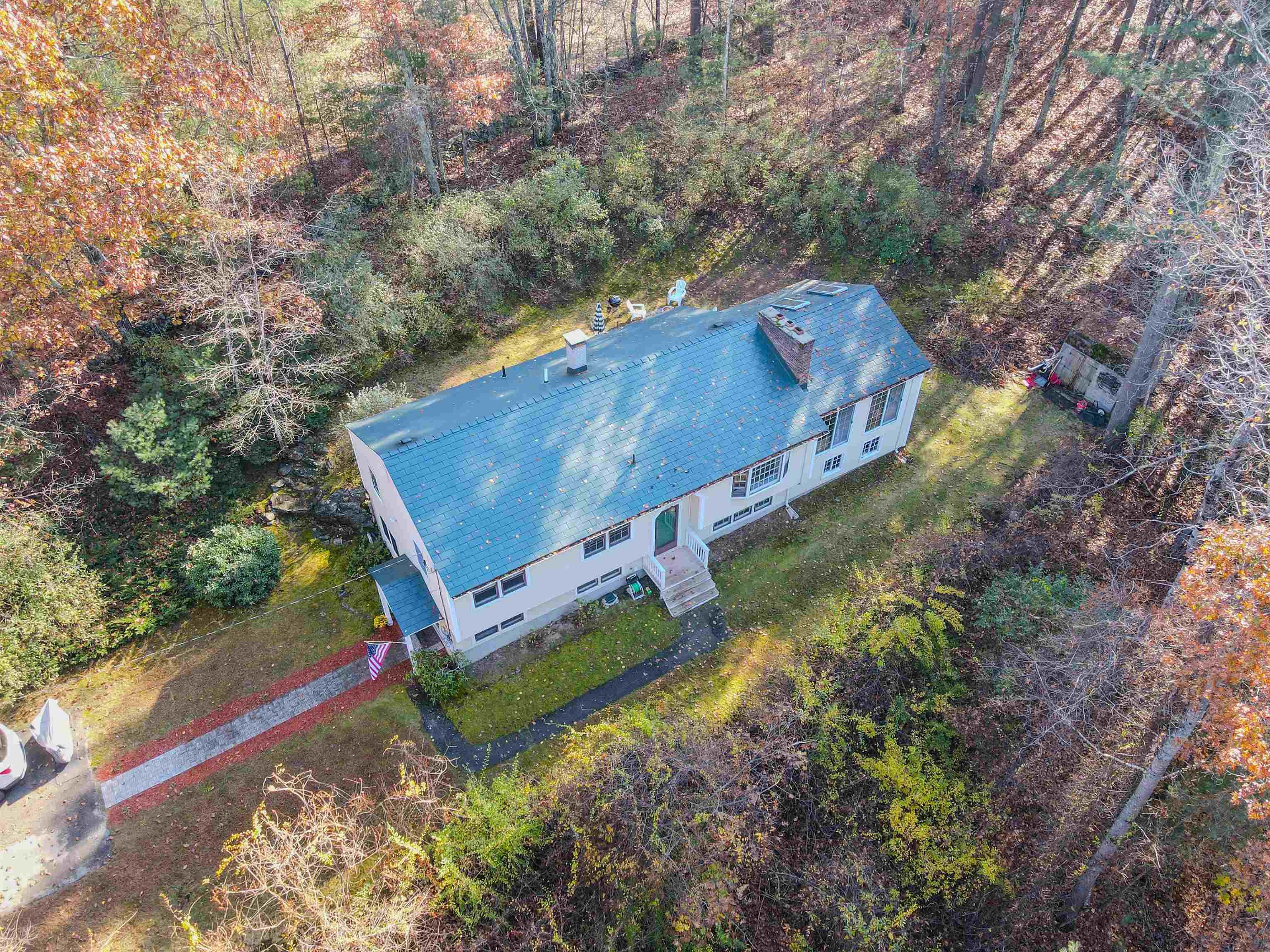 21 Beacon Hill Road Derry, NH 03038 - Photo 11 of 21