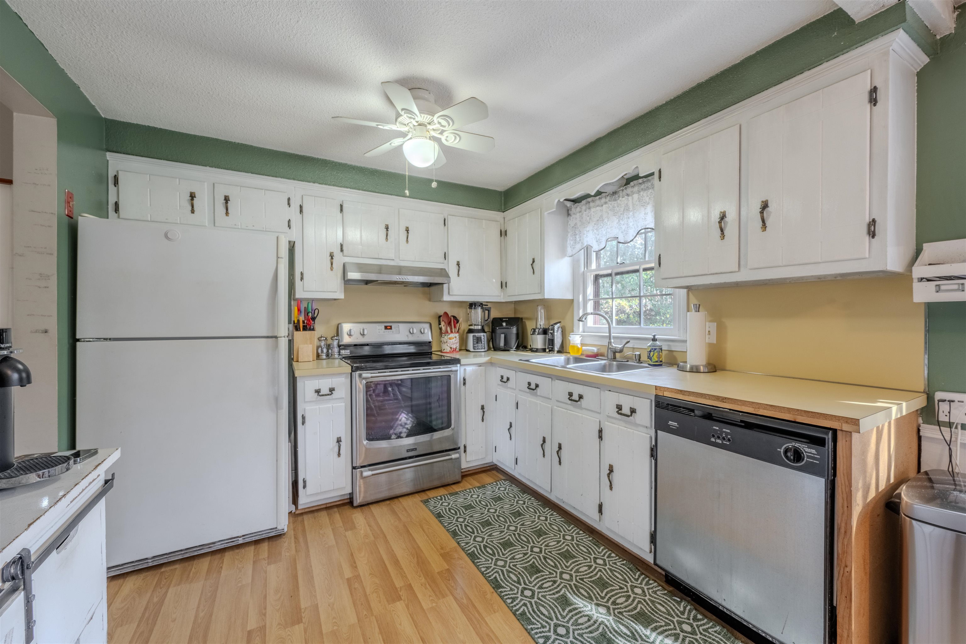 21 Beacon Hill Road Derry, NH 03038 - Photo 20 of 21