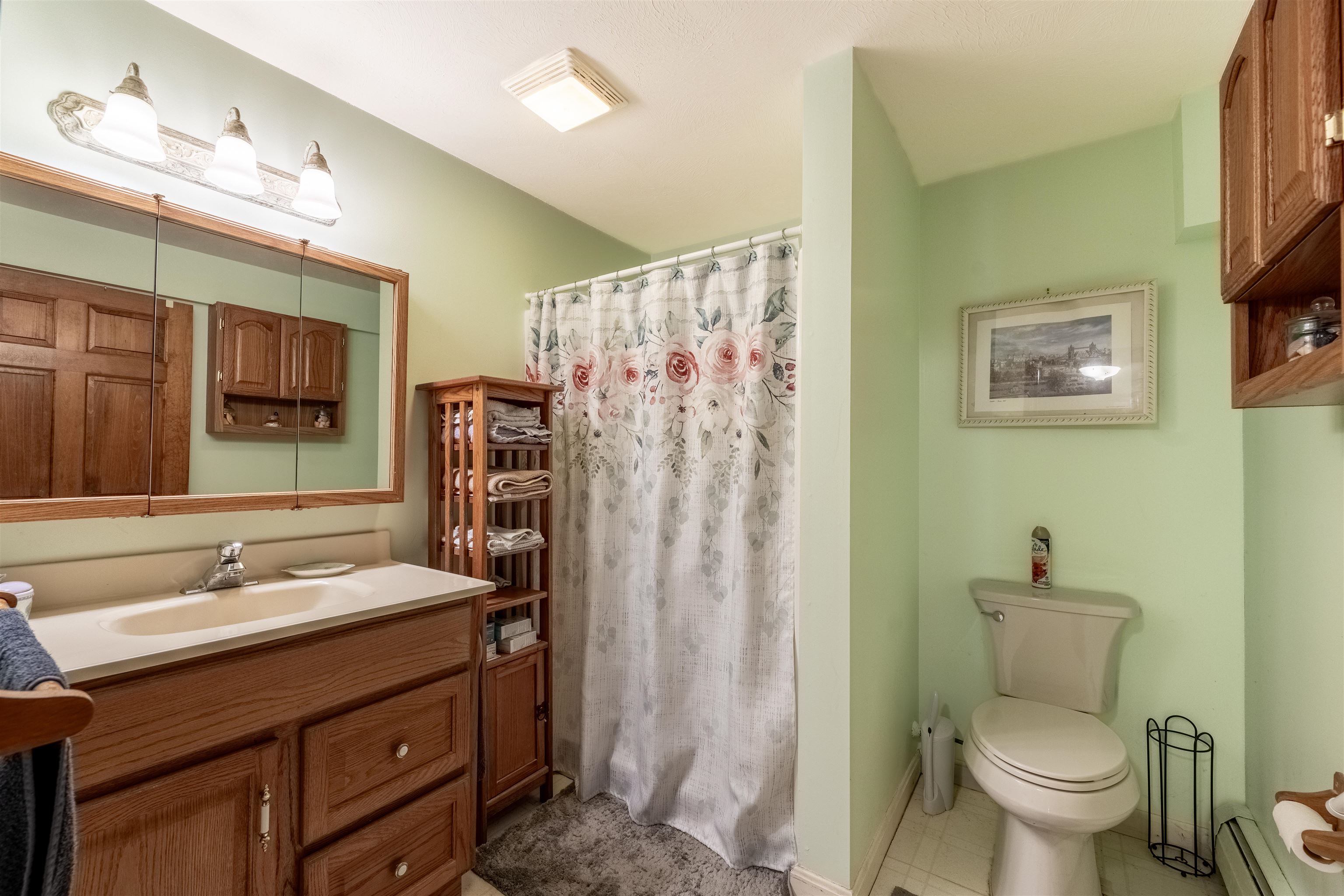 21 Beacon Hill Road Derry, NH 03038 - Photo 10 of 21