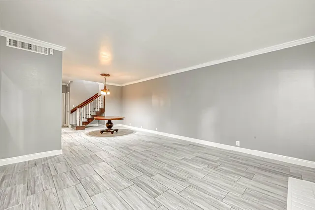 $1,950 | 11733 Lakeside Pl Drive, Houston, TX 77077