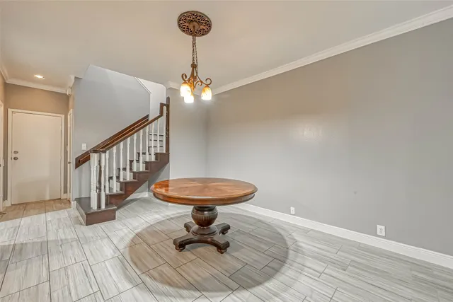 $1,950 | 11733 Lakeside Pl Drive, Houston, TX 77077