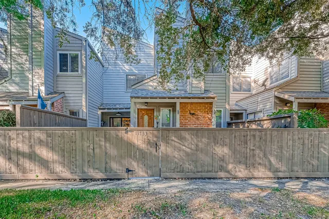 $1,950 | 11733 Lakeside Pl Drive, Houston, TX 77077