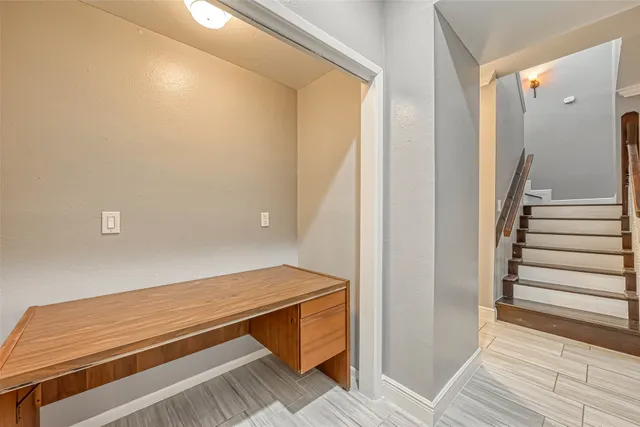 $1,950 | 11733 Lakeside Pl Drive, Houston, TX 77077